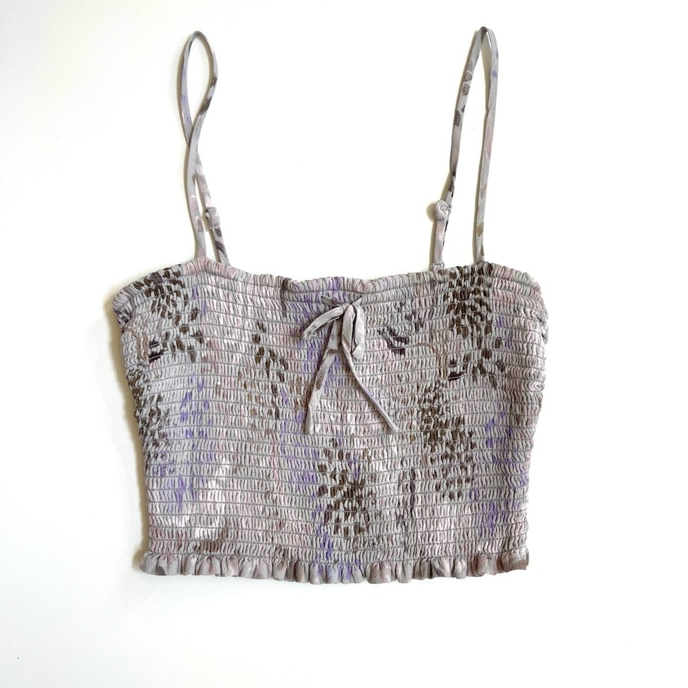 Aritzia Wilfred Smocked Crop Tank - Picture 2 of 8